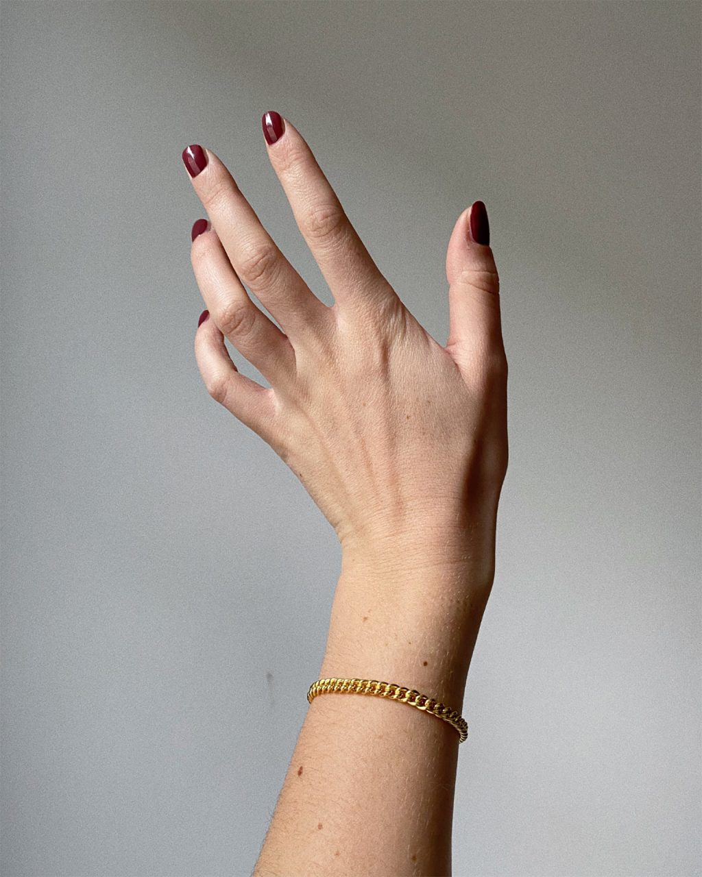 Curb chain bracelet in 18k gold vermeil
